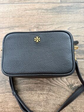Tory Burch Black Pebbled Leather Blake Mini Camera Bag. Never used.